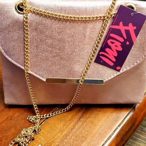 Fioni Pink Glitter Purse